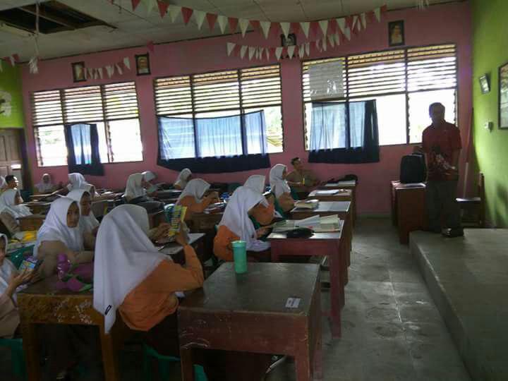 Smart Center Indonesia Goes to School SMKN 1 Peranap, Indragiri Hilir (2)